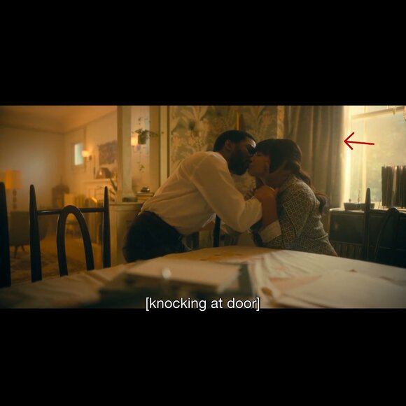 🎬✨Tv Show “UMBRELLA ACADEMY ” - (Set of x2) Custom Drapes -Ray Chestnut Alison - Picture 4 of 15